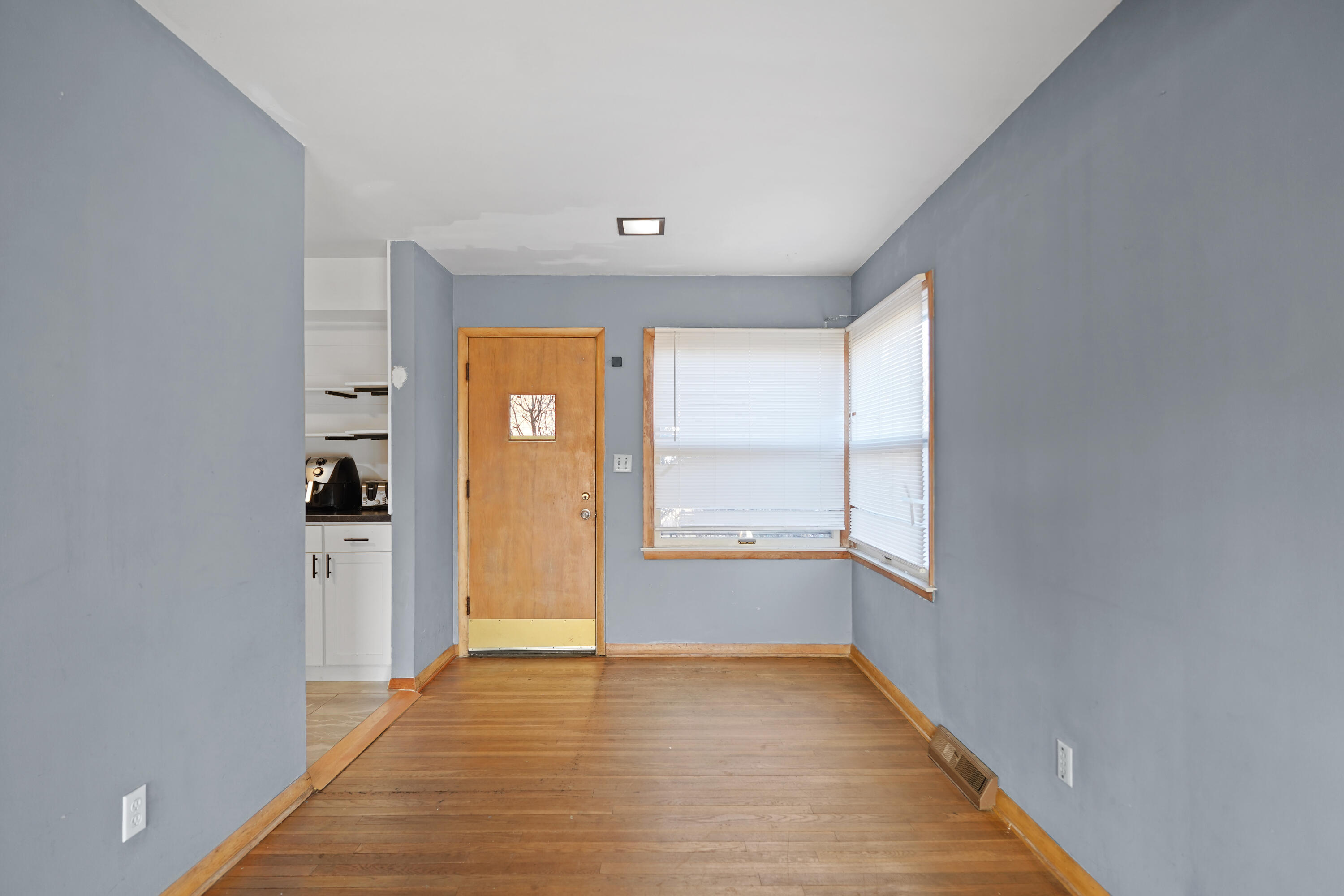 3500 21st Street Racine, WI 53405 - Photo 7 of 34 7