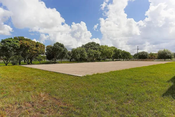 $250,000 | 2088 Appaloosa Trail, Wellington, FL 33414