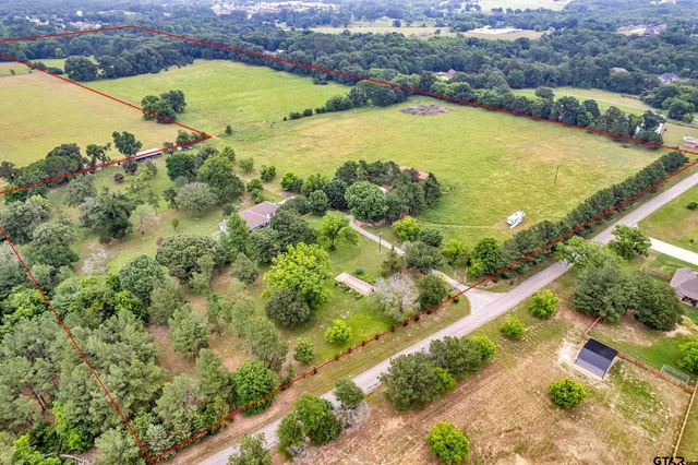 $2,000,000 | 15000 County Road 472, Tyler, TX 75706