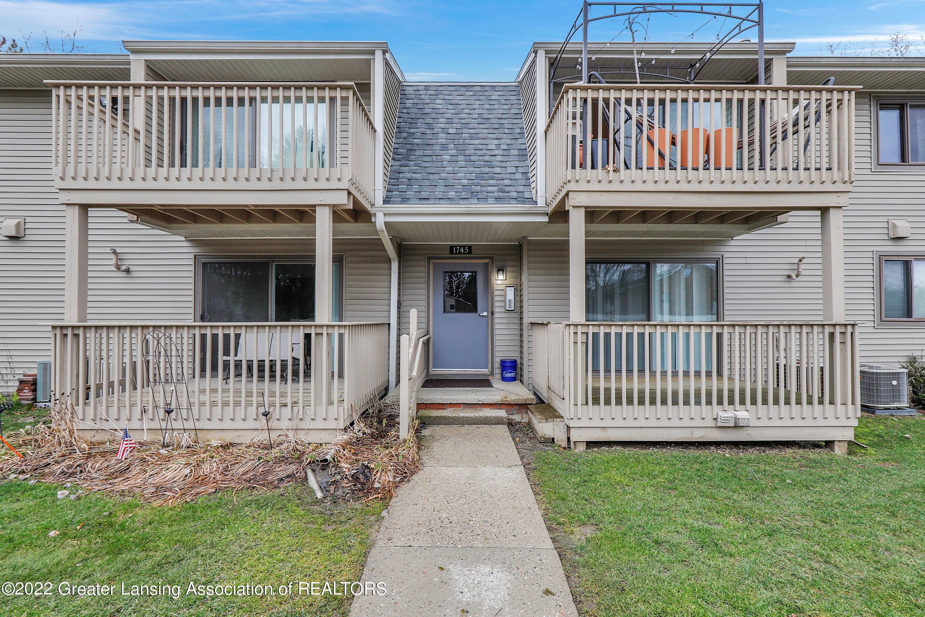 1745 Maple Ridge Road, Unit 8 Haslett, MI 48840 - Photo 1 of 20 _I3A2904