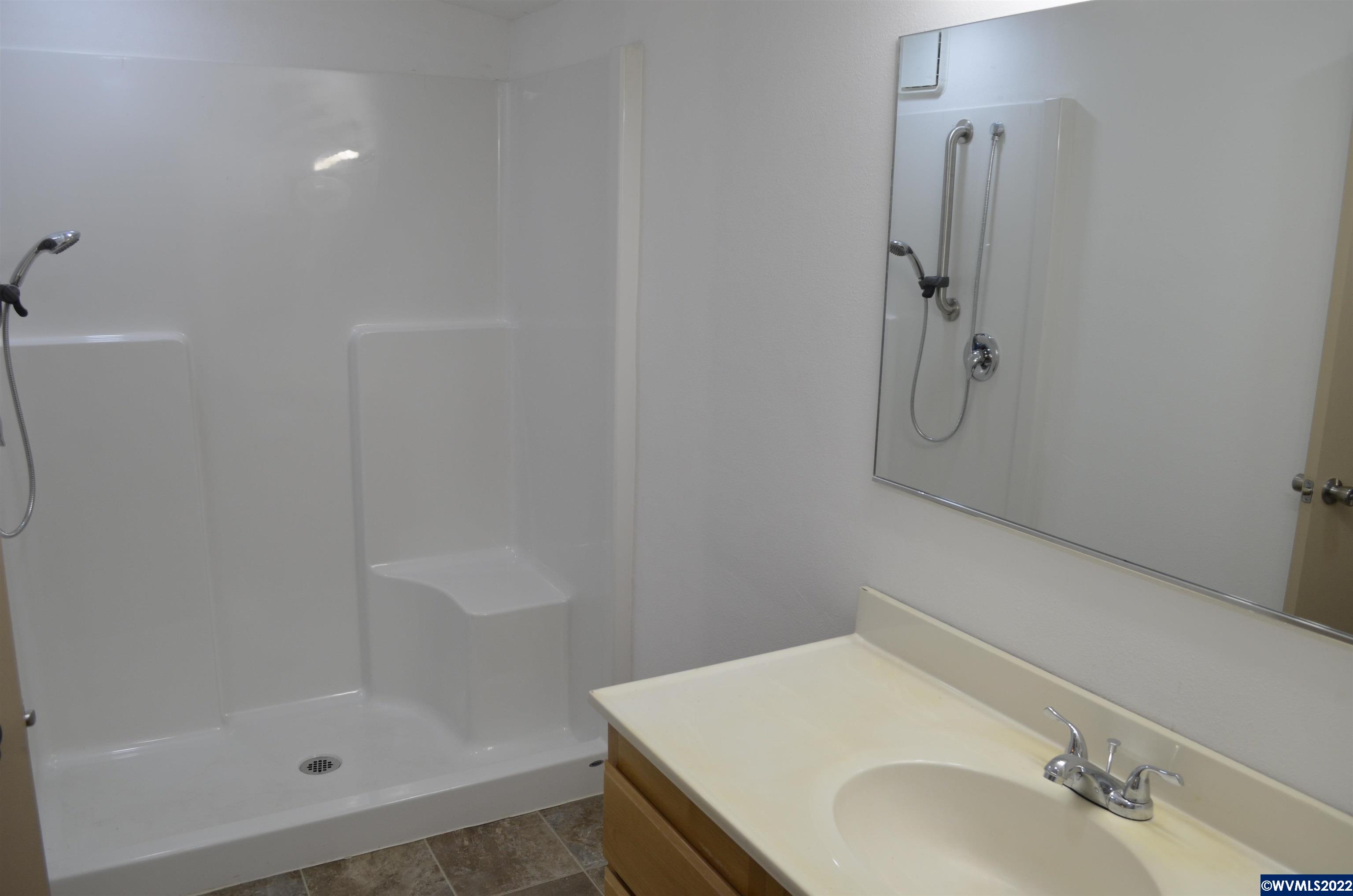 4365 Sample Road Falls City, OR 97344 - Photo 15 of 32