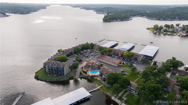 $525,000 | 70 Sunrise Ridge Drive, Unit 3A, Sunrise Beach, MO 65079