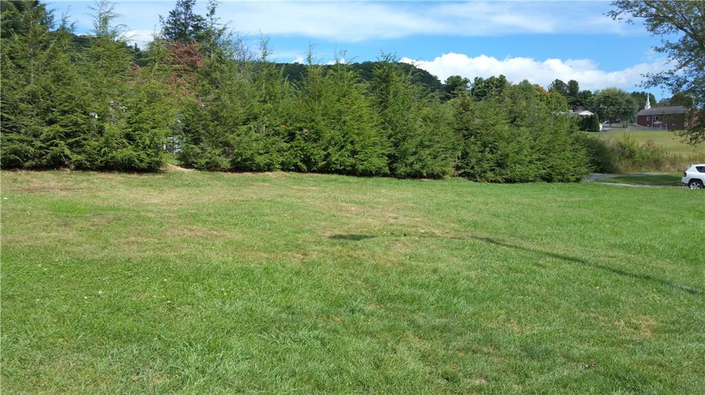 243-245 Bamboo Road Boone, NC 28607 - Photo 10 of 13 Gallery Image 10