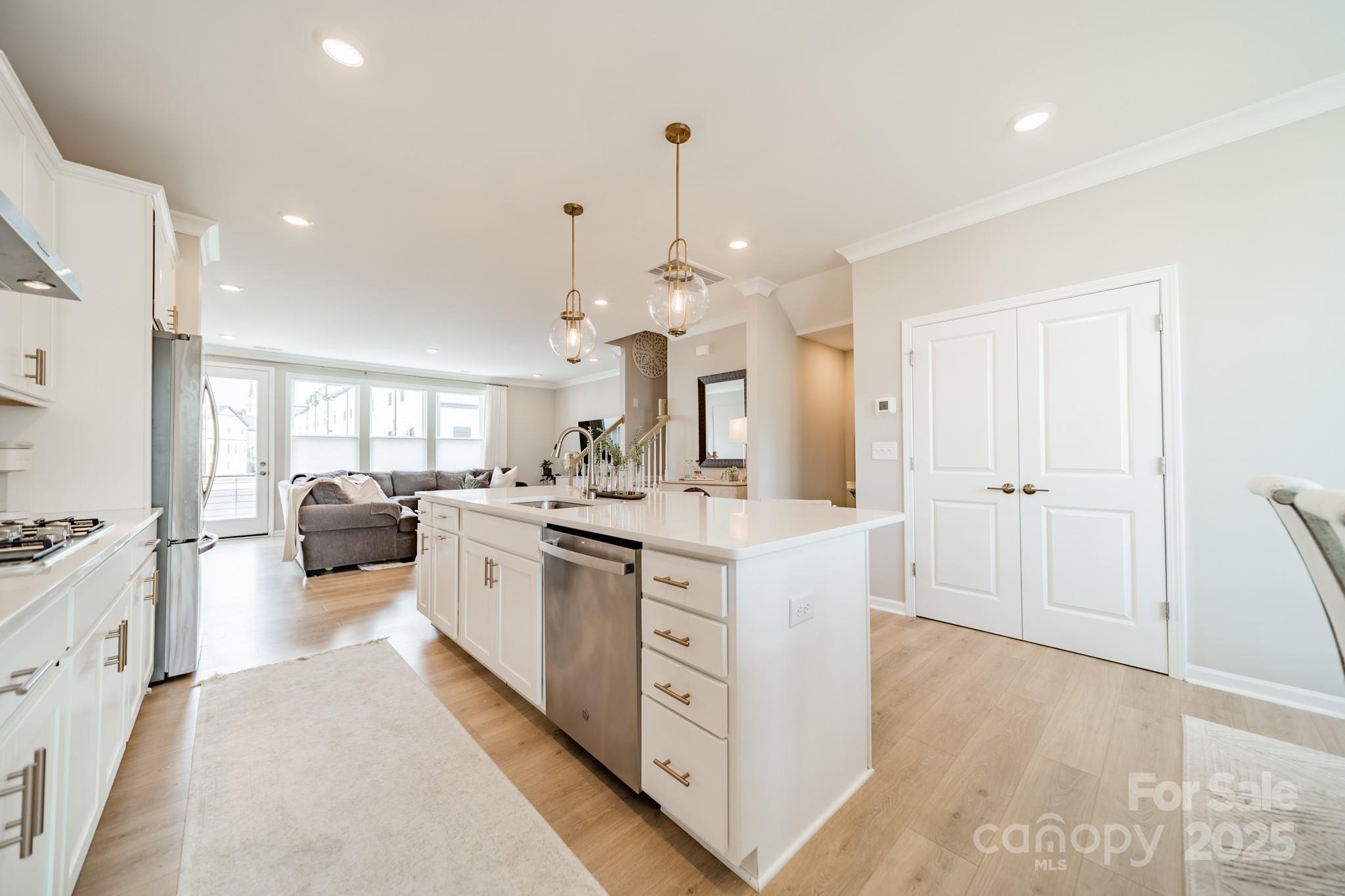 5013 Nestling Spring Street Charlotte, NC 28205 - Photo 13 of 42