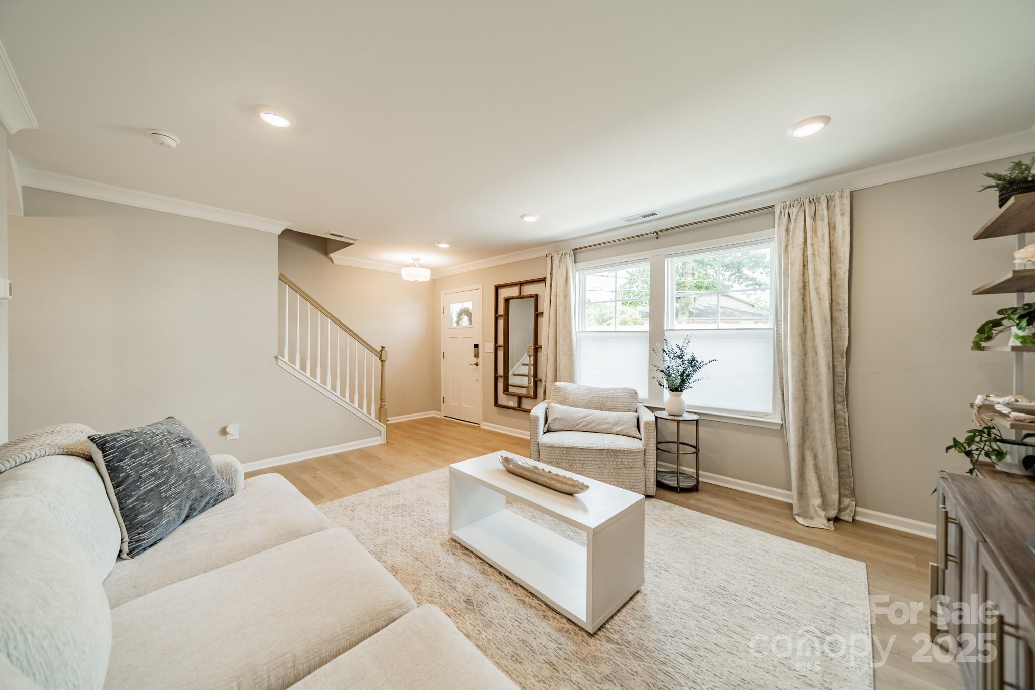 5013 Nestling Spring Street Charlotte, NC 28205 - Photo 6 of 42