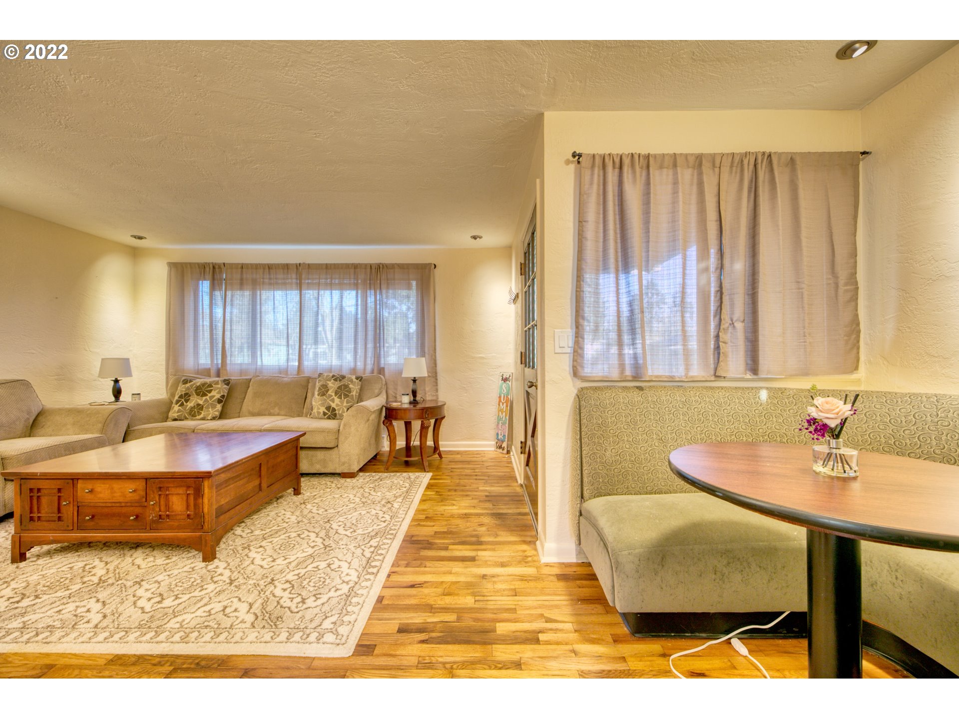 3212 Oriole Street Springfield, OR 97477 - Photo 5 of 20 a living room with a couch and a table