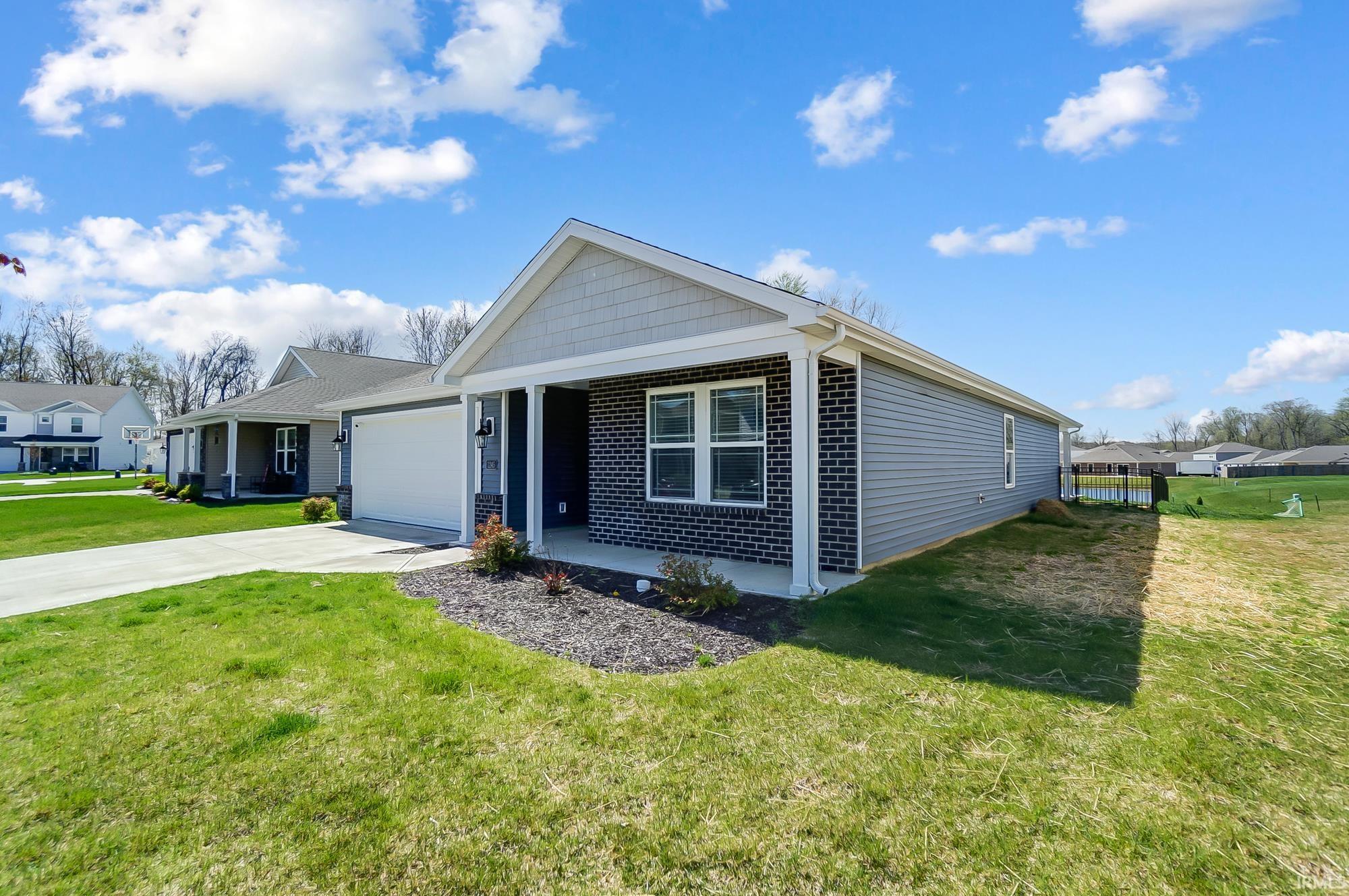 1245 Mount Isa Place Fort Wayne, IN 46845 - Photo 3 of 36