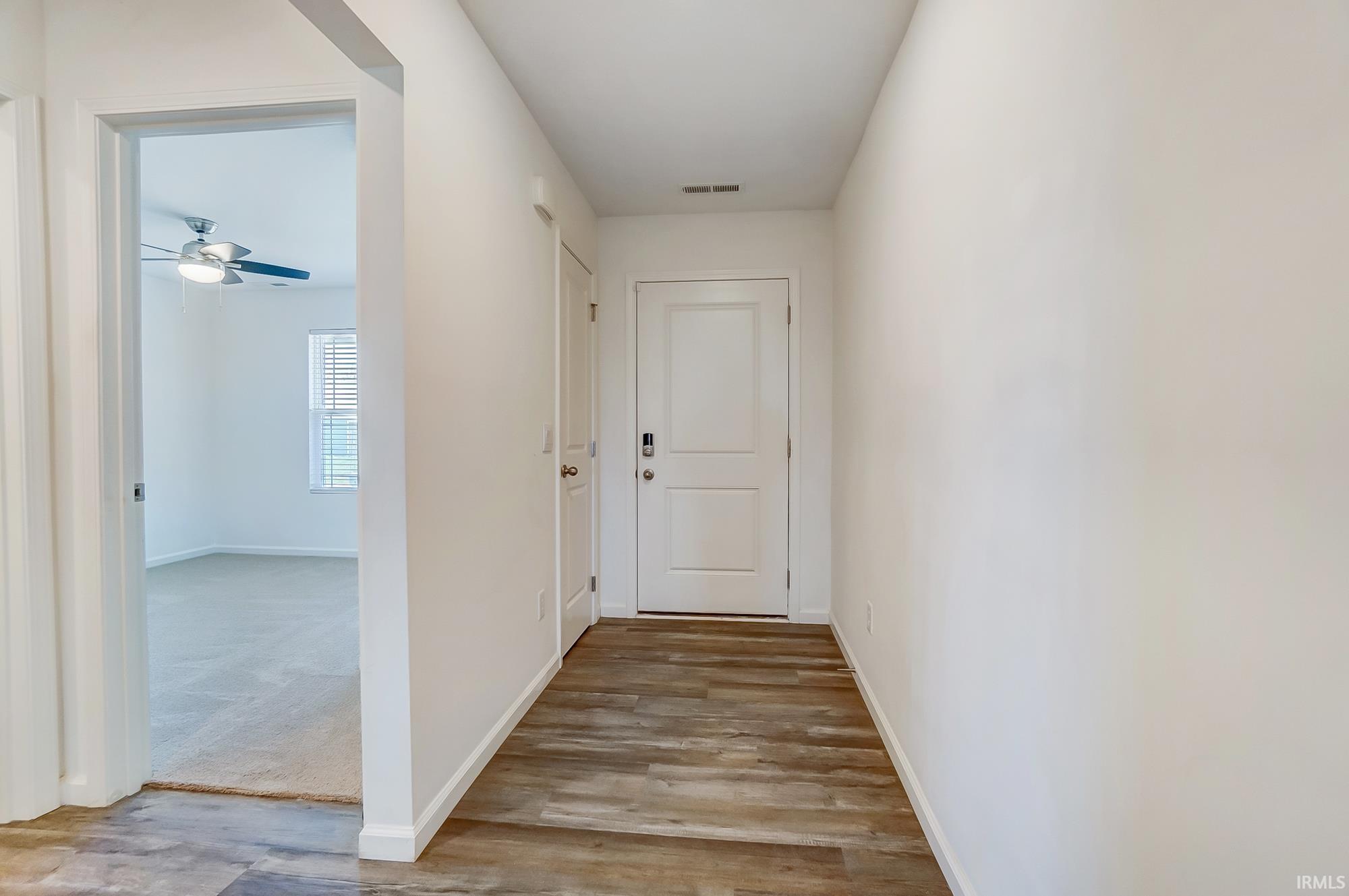 1245 Mount Isa Place Fort Wayne, IN 46845 - Photo 4 of 36