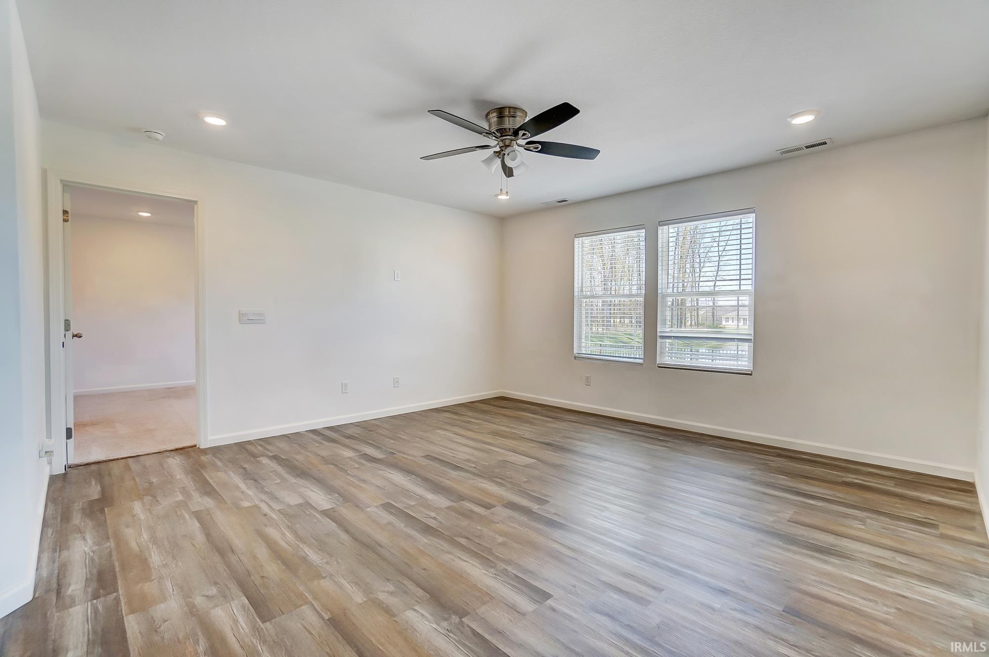 1245 Mount Isa Place Fort Wayne, IN 46845 - Photo 5 of 36