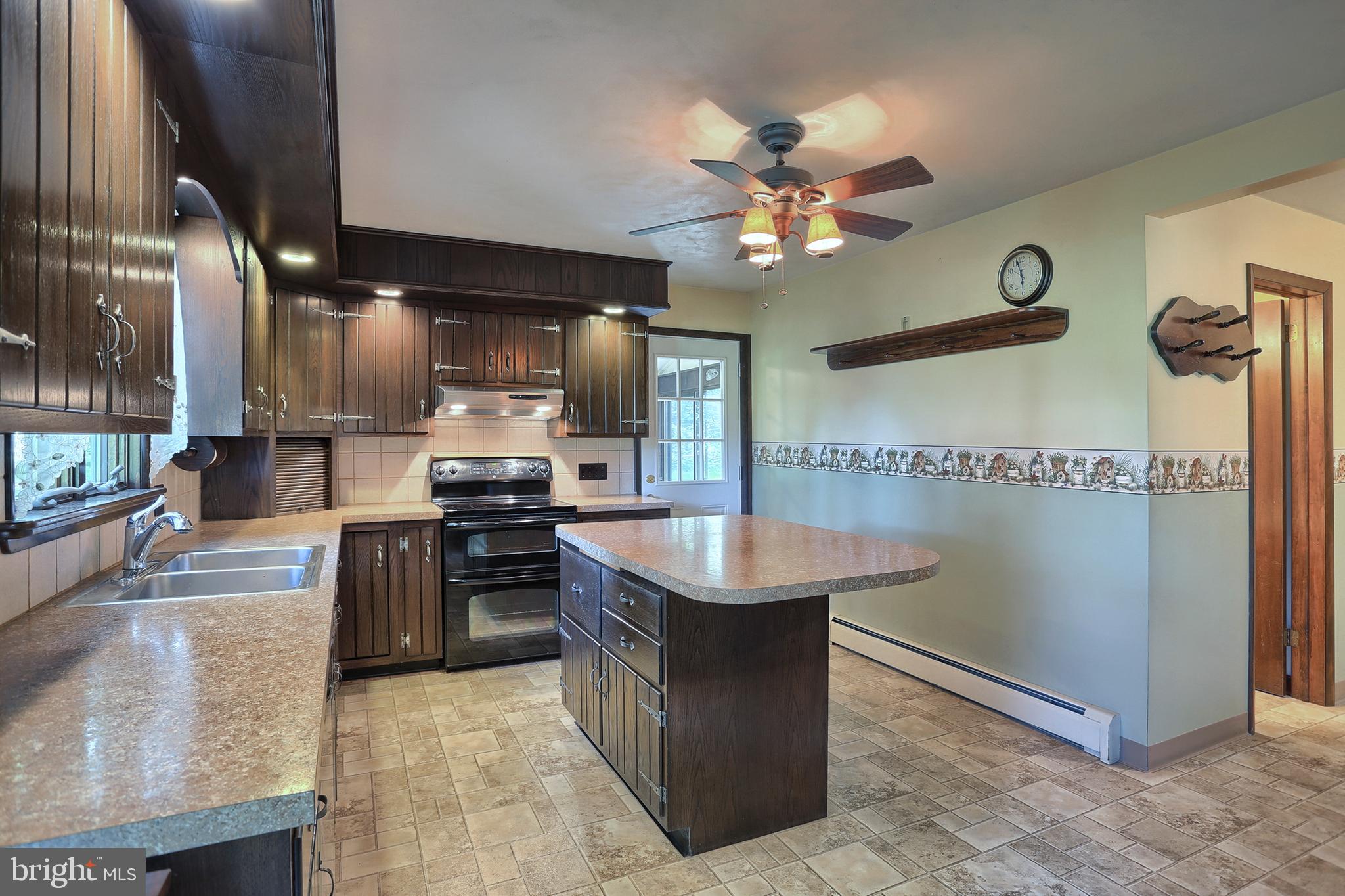 351 Golf Road Myerstown, PA 17067 - Photo 10 of 65 Gallery Image 10