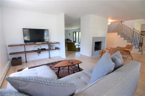 $4,500 | 197 Coggeshall Avenue, Newport, RI 02840