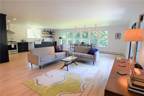 $4,500 | 197 Coggeshall Avenue, Newport, RI 02840