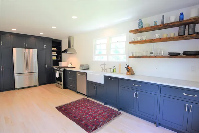 $4,500 | 197 Coggeshall Avenue, Newport, RI 02840