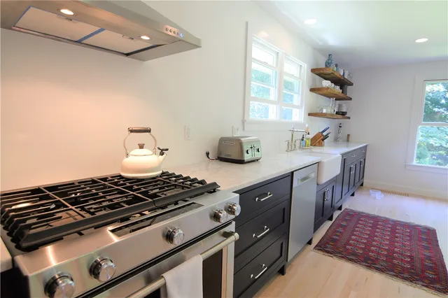 $4,500 | 197 Coggeshall Avenue, Newport, RI 02840