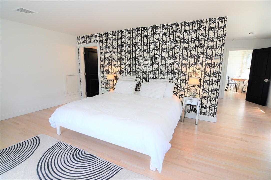 197 Coggeshall Avenue Newport, RI 02840 - Photo 33 of 45