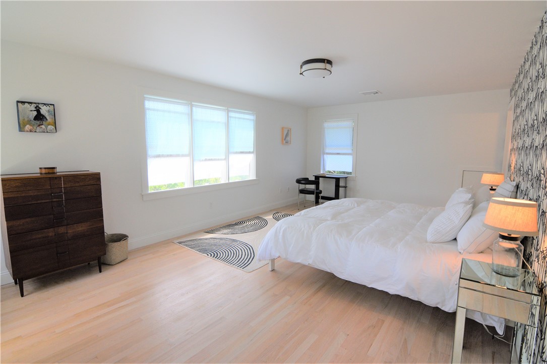 197 Coggeshall Avenue Newport, RI 02840 - Photo 38 of 45