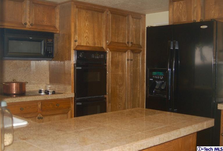1445 Valley View Road, Unit 8 Glendale, CA 91202 - Photo 13 of 23 Additional Photo