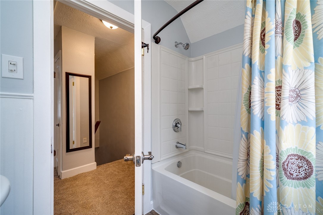 1821 Coventry Road Dayton, OH 45420 - Photo 18 of 33 Gallery Image 18