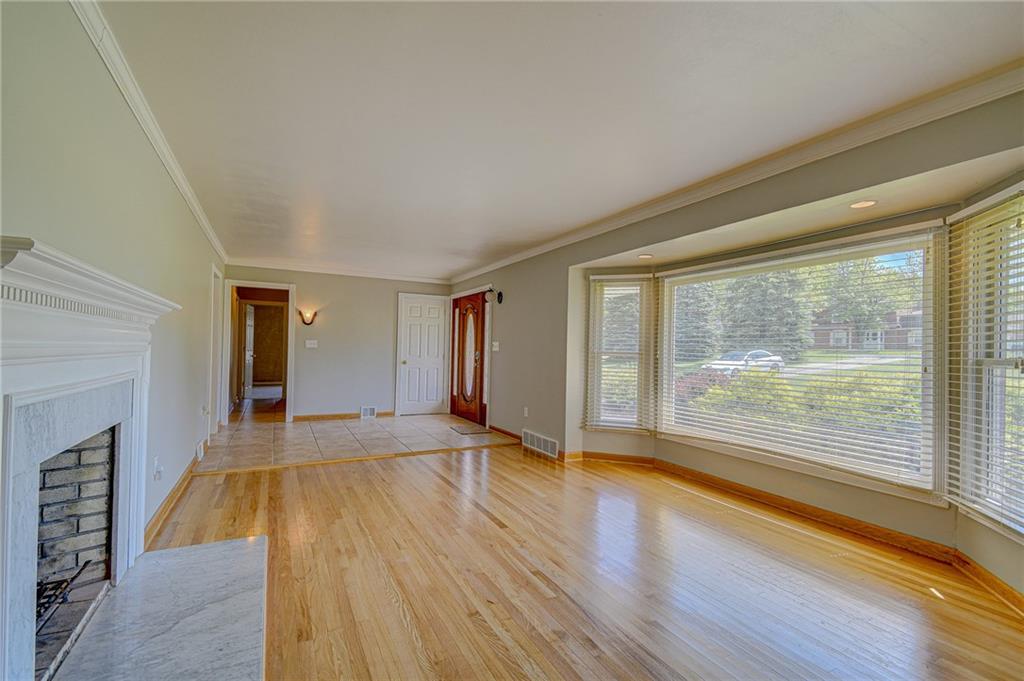 2325 Haymaker Road Monroeville, PA 15146 - Photo 6 of 25 Gallery Image 6