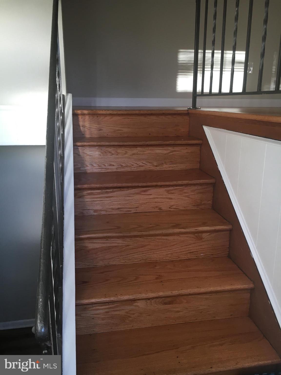 115 Spring Street Gaithersburg, MD 20877 - Photo 12 of 18 STAIRCASE