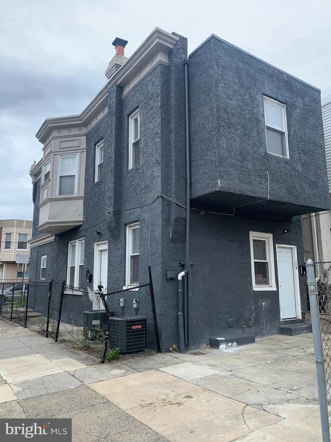 5801 Rodman Street Philadelphia, PA 19143 - Photo 3 of 19