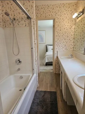 $7,400 | 6311 North 74th Street, Scottsdale, AZ 85250