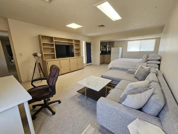 $7,400 | 6311 North 74th Street, Scottsdale, AZ 85250