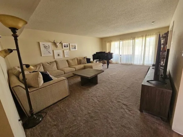 $7,400 | 6311 North 74th Street, Scottsdale, AZ 85250