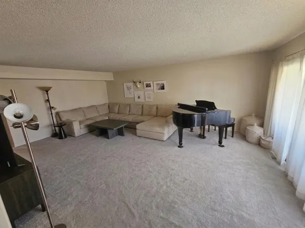 $7,400 | 6311 North 74th Street, Scottsdale, AZ 85250