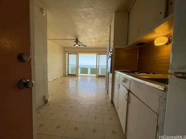 $1,200 | 85-933 Bayview Street, Unit 404, Waianae, HI 96792