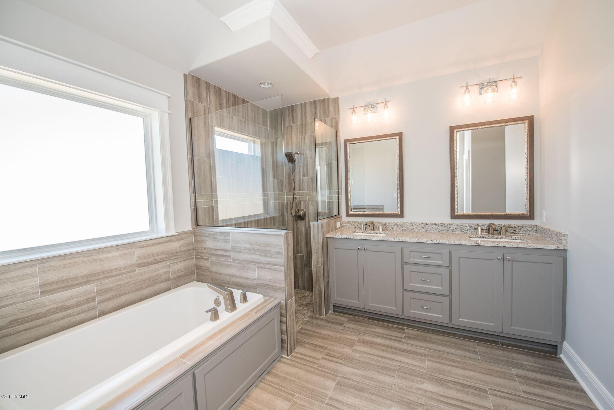 235 Whispering Meadows Road Broussard, LA 70518 - Photo 12 of 18 Gallery Image 12