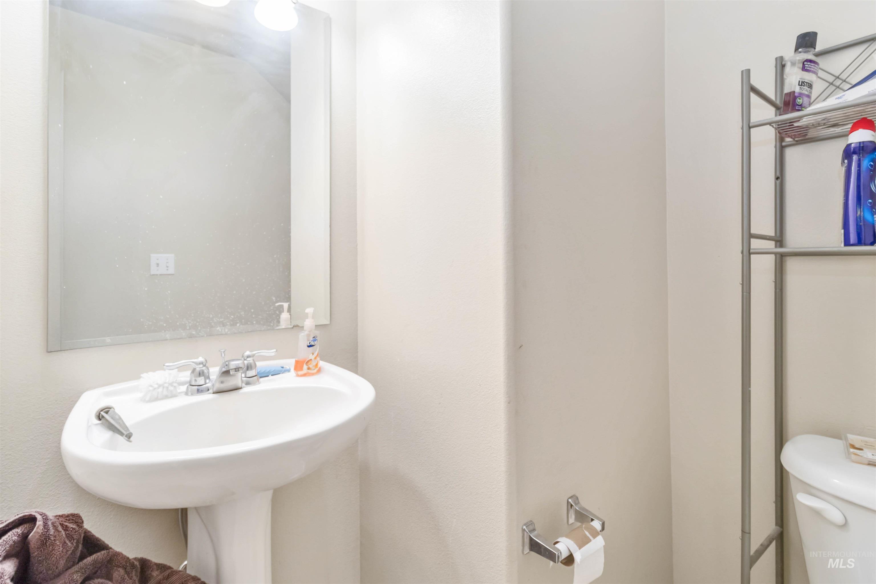 5108 Northrup Way Caldwell, ID 83607 - Photo 19 of 50