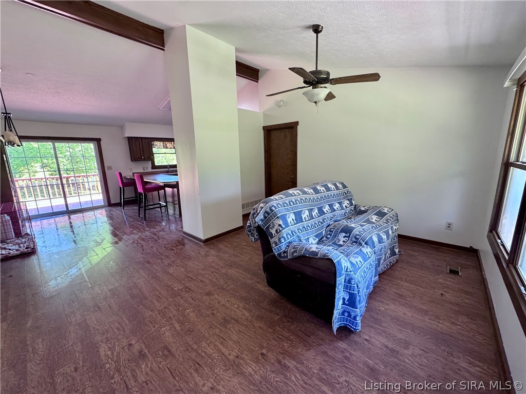 9320 Pekin Road Greenville, IN 47124 - Photo 14 of 51