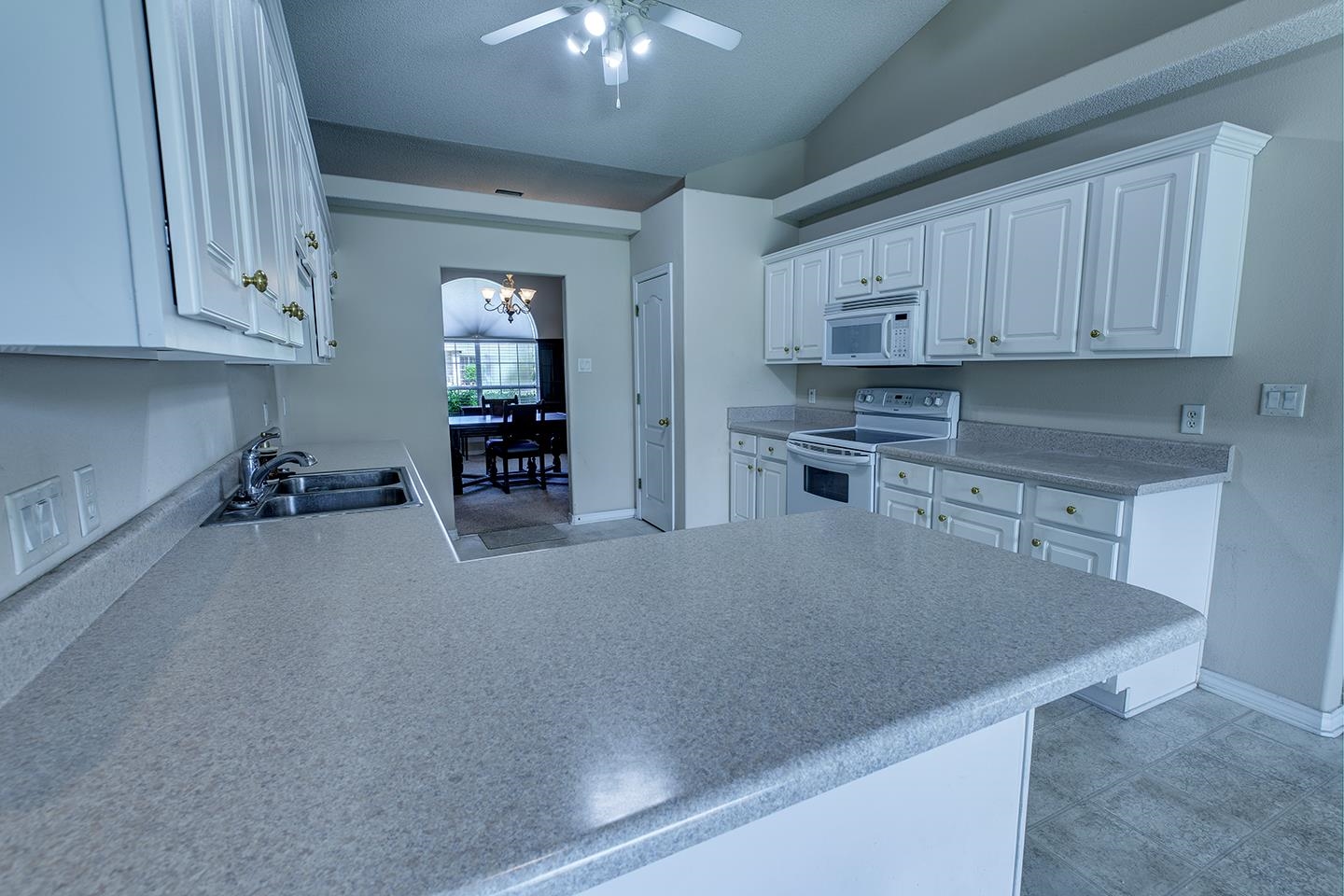 14661 Pawnee Court Foley, AL 36535 - Photo 5 of 17