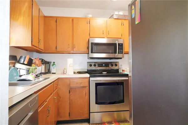 $500 | 2300 Southwest 43rd Street, Unit T3 ROOM C, Gainesville, FL 32607