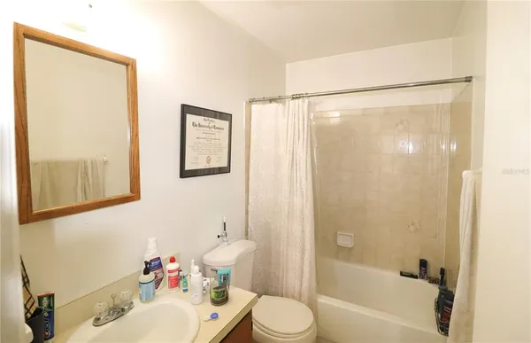 $500 | 2300 Southwest 43rd Street, Unit T3 ROOM C, Gainesville, FL 32607