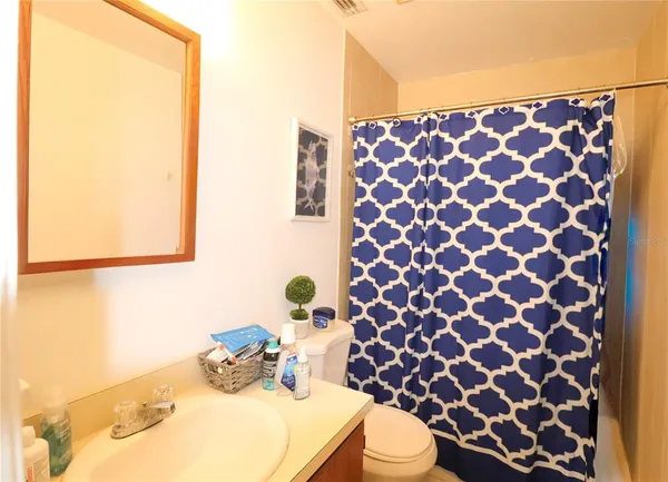$500 | 2300 Southwest 43rd Street, Unit T3 ROOM C, Gainesville, FL 32607