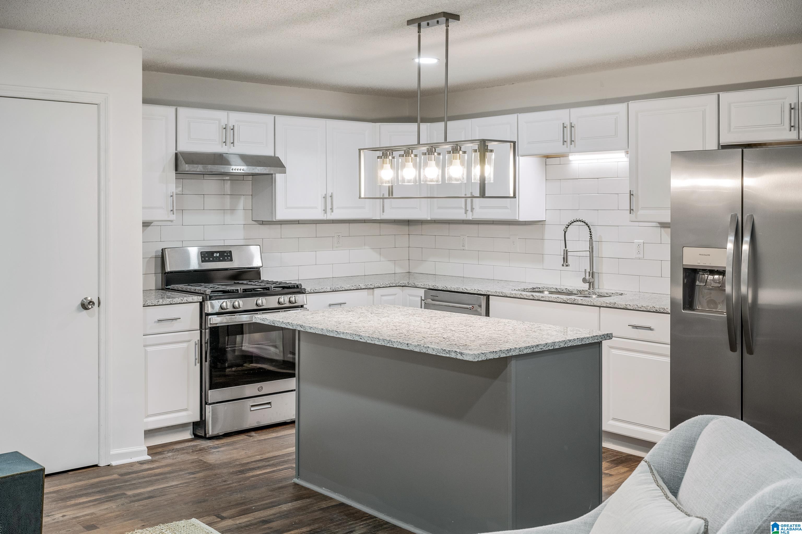 640 Woodbrook Road Birmingham, AL 35215 - Photo 16 of 34