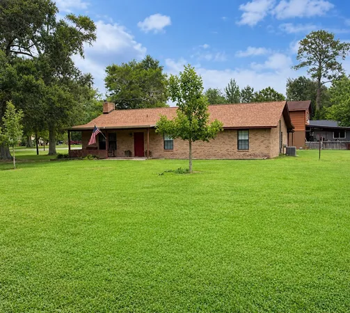 $349,999 | 4902 Magnolia Lane, Old River-Winfree, TX 77535