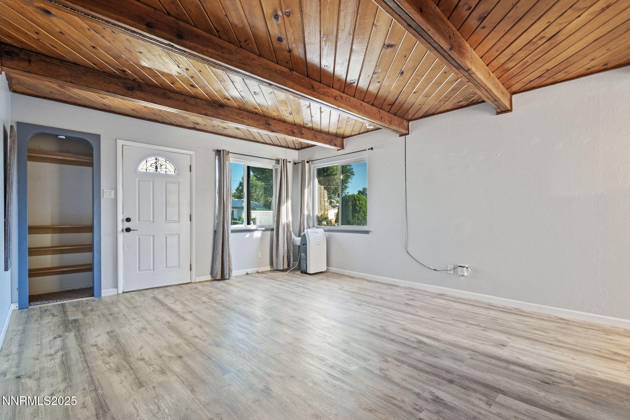 1868 Fife Drive Reno, NV 89512 - Photo 5 of 31 10-web-or-mls-DSC01566