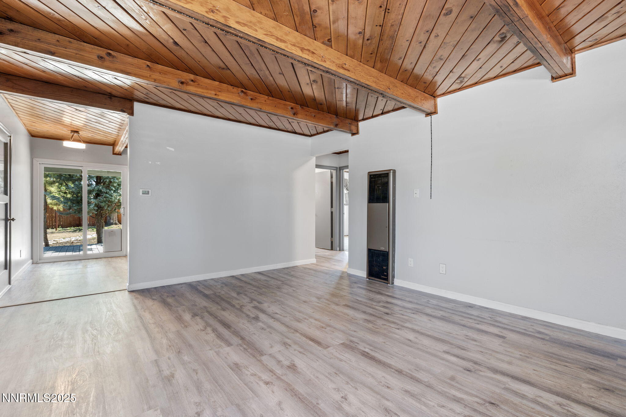 1868 Fife Drive Reno, NV 89512 - Photo 6 of 31 7-web-or-mls-DSC01436