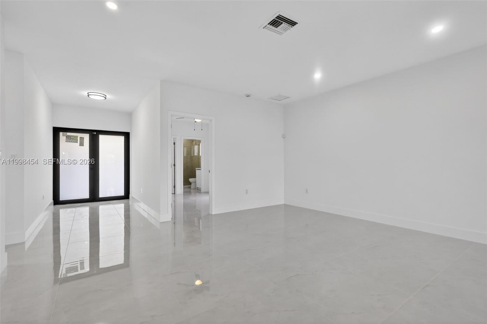 2270 Service Road Opa-Locka, FL 33054 - Photo 8 of 39