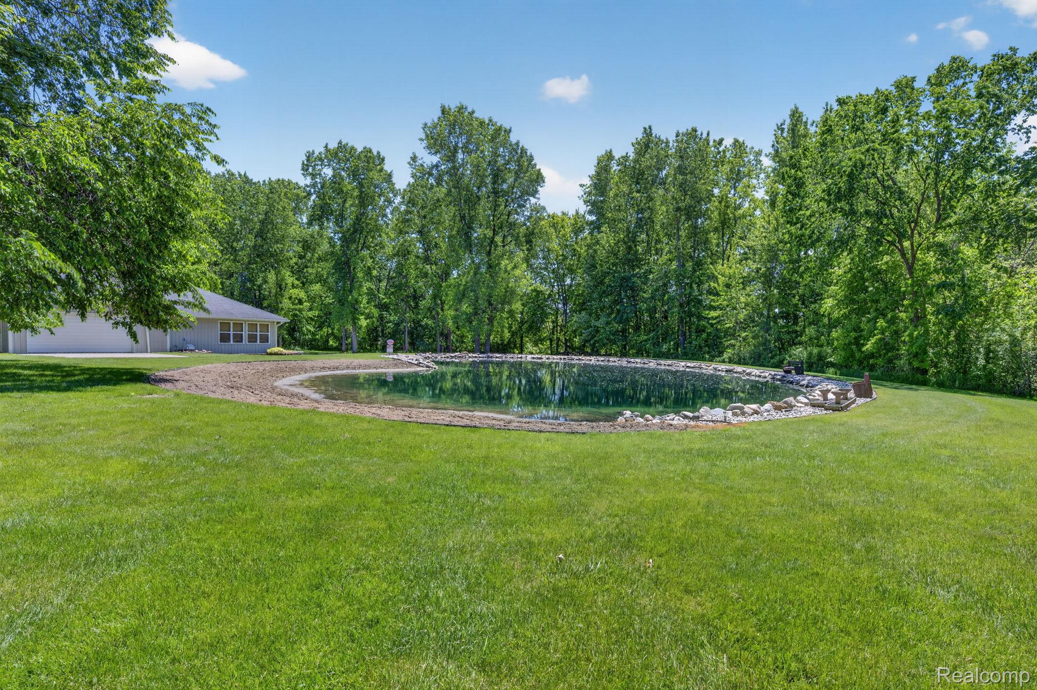 9353 Hill Road Swartz Creek, MI 48473 - Photo 10 of 98 100-web-or-mls-DSC_2006.jpg