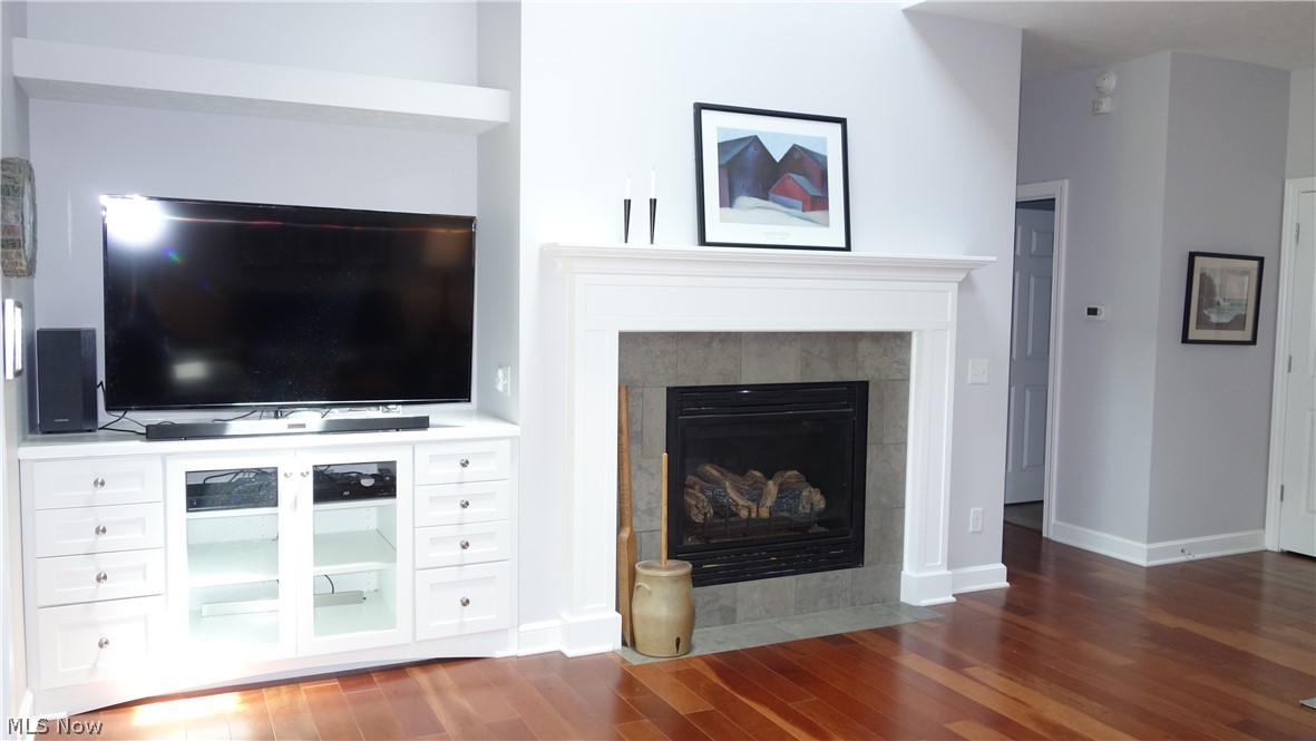 1853 Raber Road Green, OH 44685 - Photo 12 of 31 Owners' unit #2 w/ gas fireplace