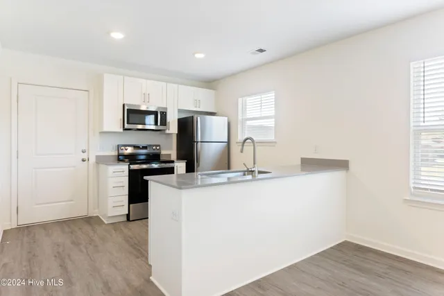 $1,400 | 706 Taylor Street, Unit C, Wilmington, NC 28401