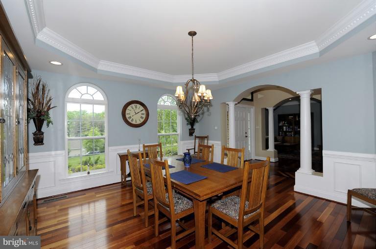 12126 Frederick Road Ellicott City, MD 21042 - Photo 11 of 28 Dining Room