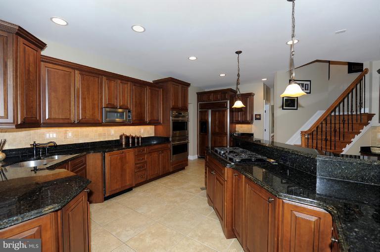 12126 Frederick Road Ellicott City, MD 21042 - Photo 26 of 28 Kitchen