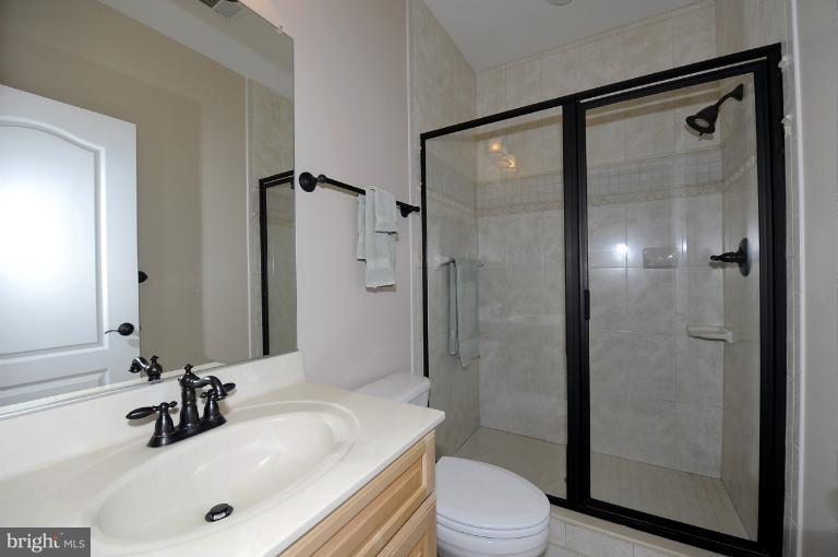 12126 Frederick Road Ellicott City, MD 21042 - Photo 10 of 28 Bath