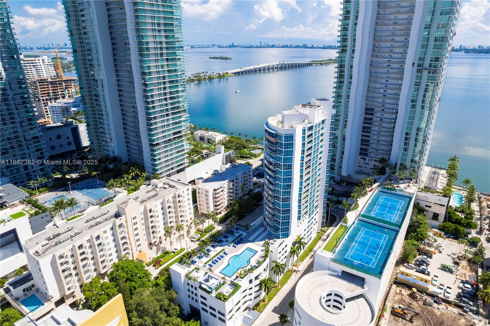 480 Northeast 30th Street, Unit 1103 Miami, FL 33137 - Photo 14 of 18