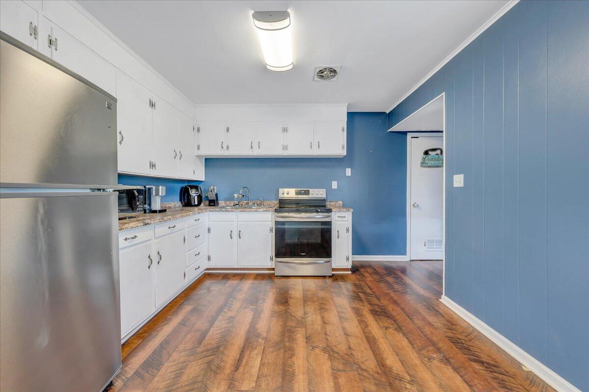 5331 Palm Valley Road Roanoke, VA 24019 - Photo 11 of 27 08-MIB08091
